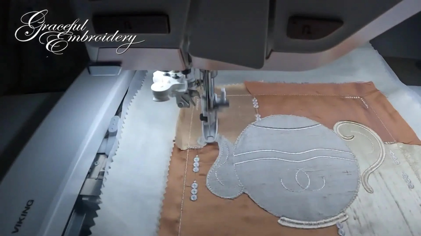 Puffy Teapot Appliqué on the Husqvarna Viking Designer EPIC 2: Trapunto Batting, Slubby Silk, and Satin Underlay That Won’t Show Through