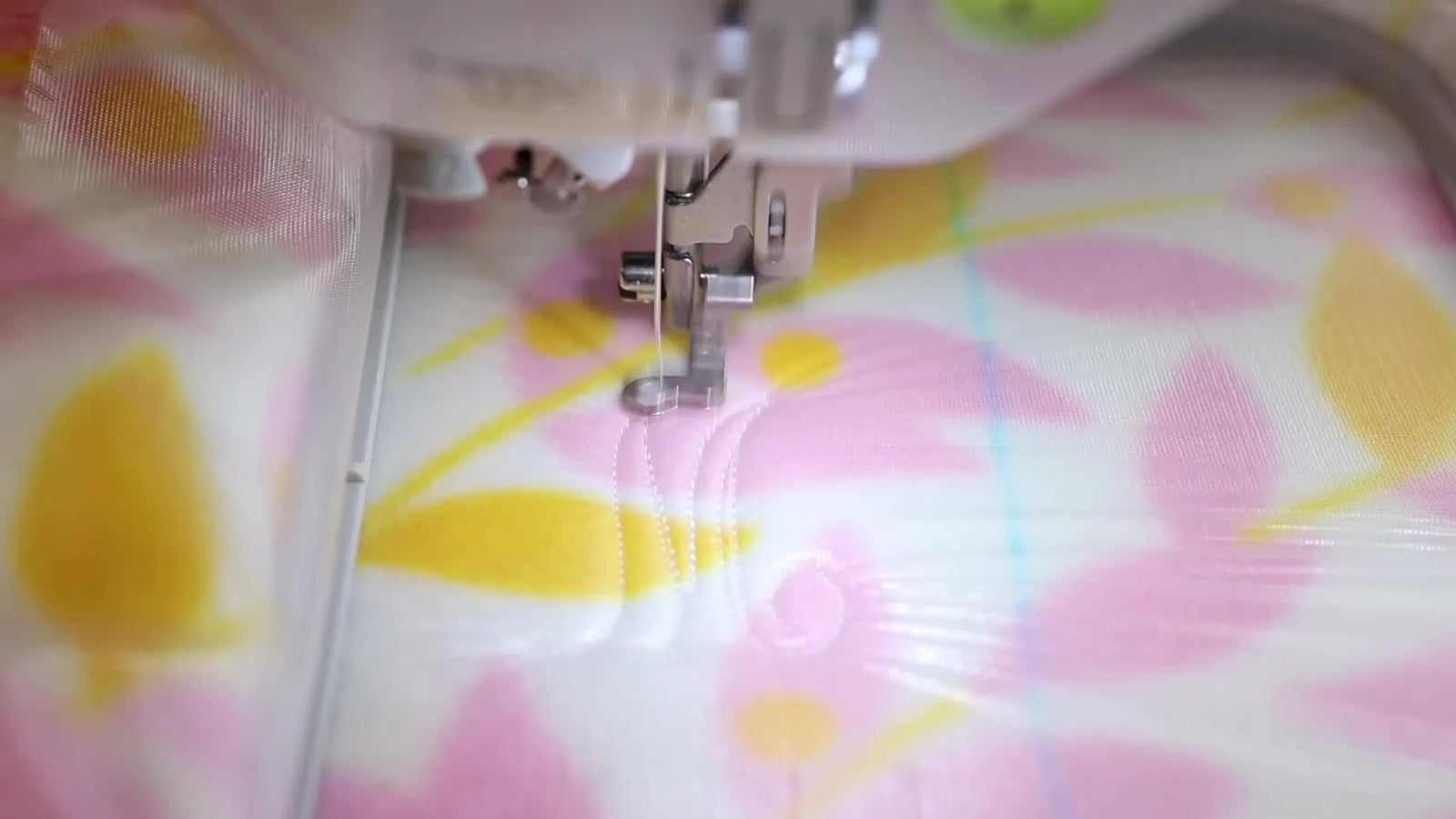 A Fast Monogrammed Fleece Blanket on the Brother PE800: Clean Edges, Crisp Stitches, and Zero Hooping Drama