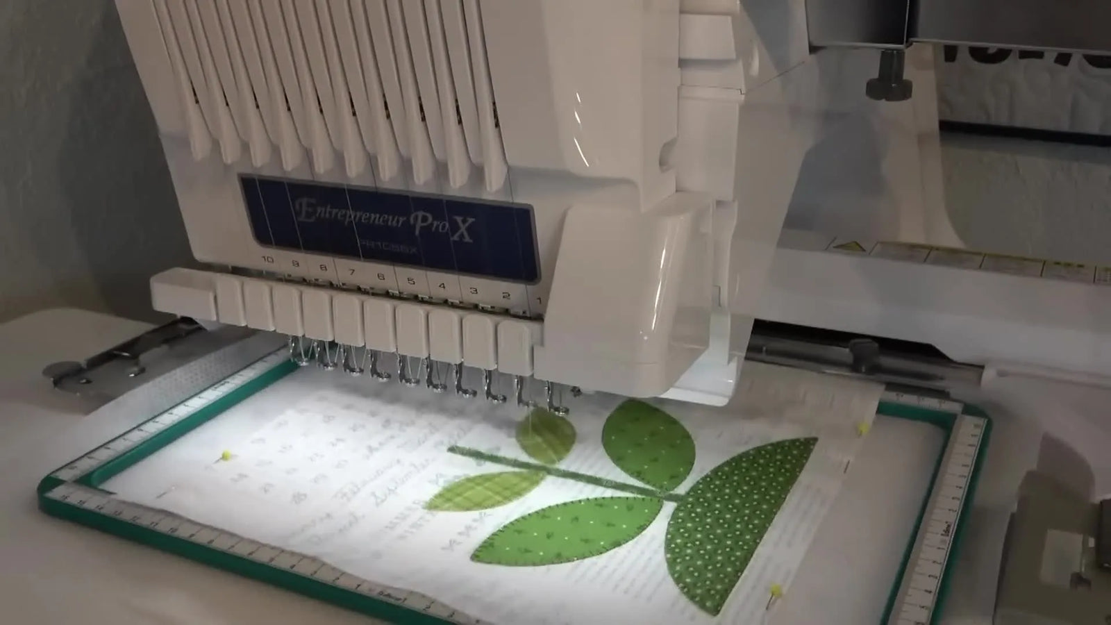 The Stitch–Pause–Press Method on a Brother PR1055X: Appliqué Quilt Blocks That Actually Line Up
