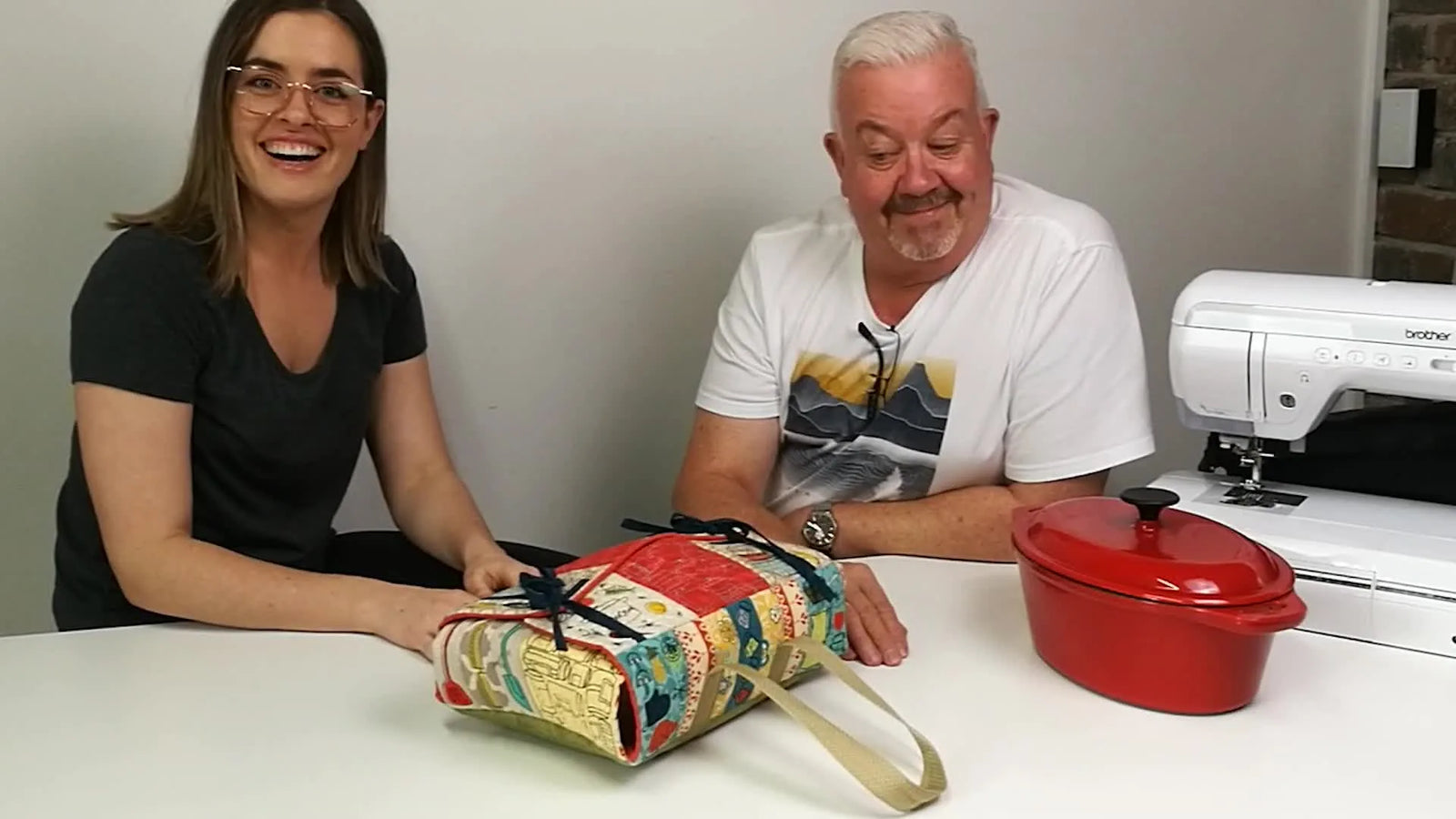 A Thermal ITH Casserole Carrier That Actually Closes: Block-by-Block Hooping, Insulation Layers, and Velcro That Won’t Pop Open