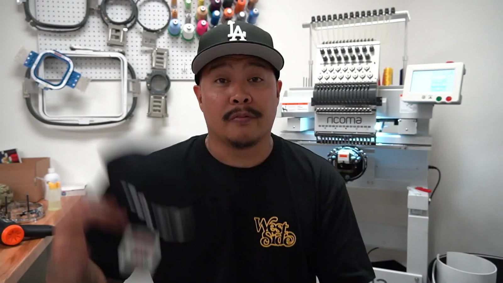 Ricoma MT-1501 3D Puff Snapback Hats: The Start-to-Finish Workflow That Stops Needle Breaks, Off-Center Logos, and Foam Fuzz