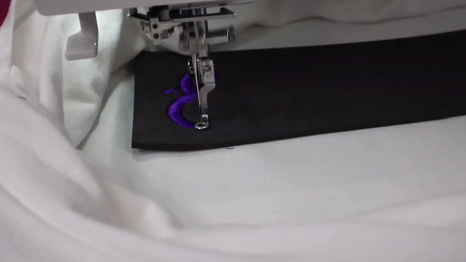 Clean 3D Puff on a Janome Memory Craft 500E T-Shirt: The Floating Method, the +5 Tension Trick, and a Pro-Level Finish