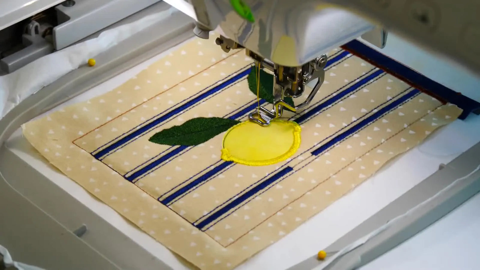 Lemon Lane ITH Glasses Case on a Brother Embroidery Machine: The Clean-Lining Trick, the “Shy Quarter” Trim, and How to Avoid Ruining the Last Seam