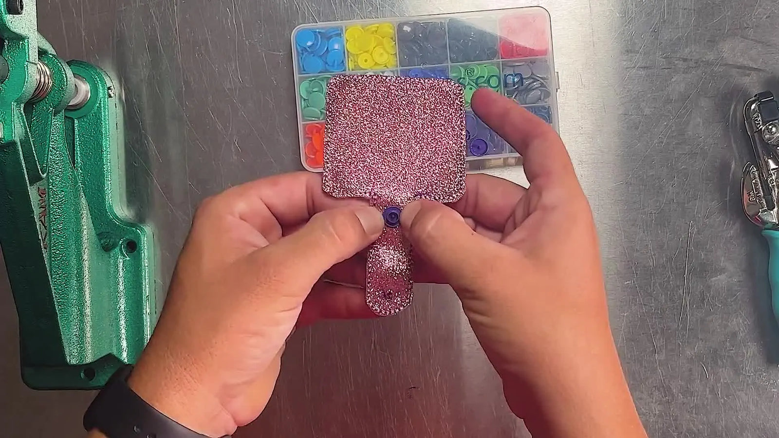 DIY Monogram Key Tag on a Baby Lock Enterprise: The Clean In-the-Hoop Vinyl Method That Won’t Peel, Pucker, or Waste Hoops