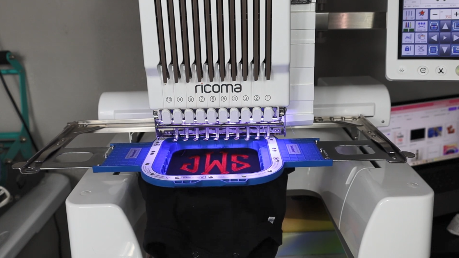 How to Choose the Best Adhesive Spray at Target for Your Projects