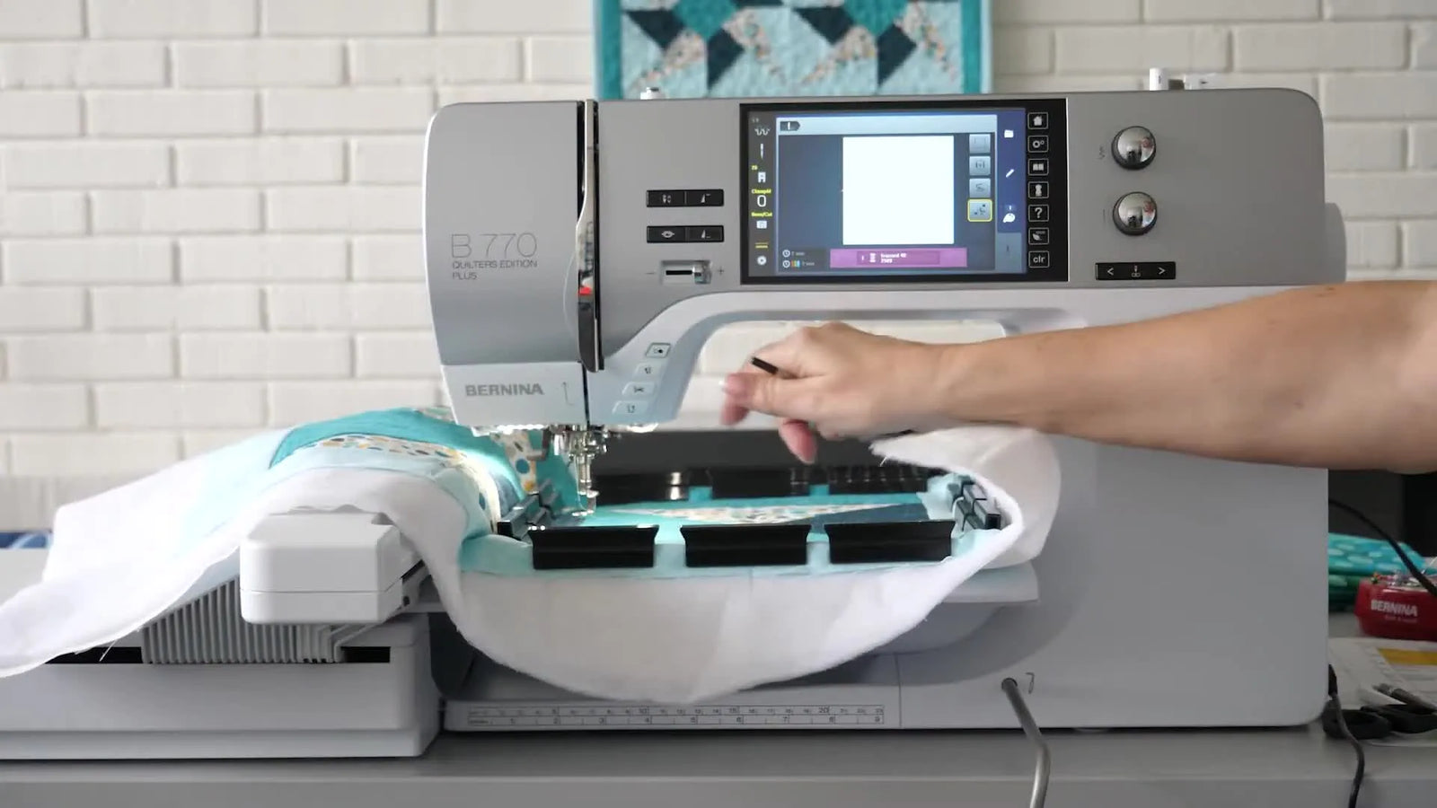 Bernina Medium Clamp Embroidery Hoop on 7 & 8 Series: The No-Pucker, No-Panic Workflow for Quilting in the Hoop