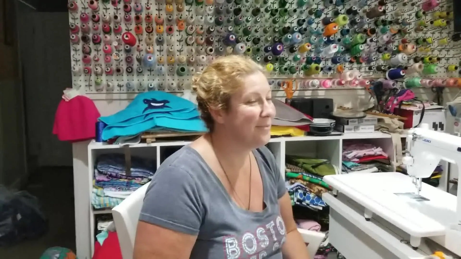 Вышитое полотенце с капюшоном своими руками: чистые французские швы шаг за шагом