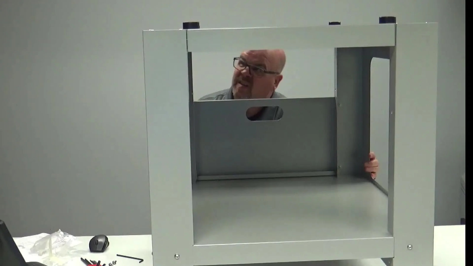 Build the Melco Bravo Cart Without the Wobble: The Finger-Tight First Method That Saves Your Threads (and Your Toes)