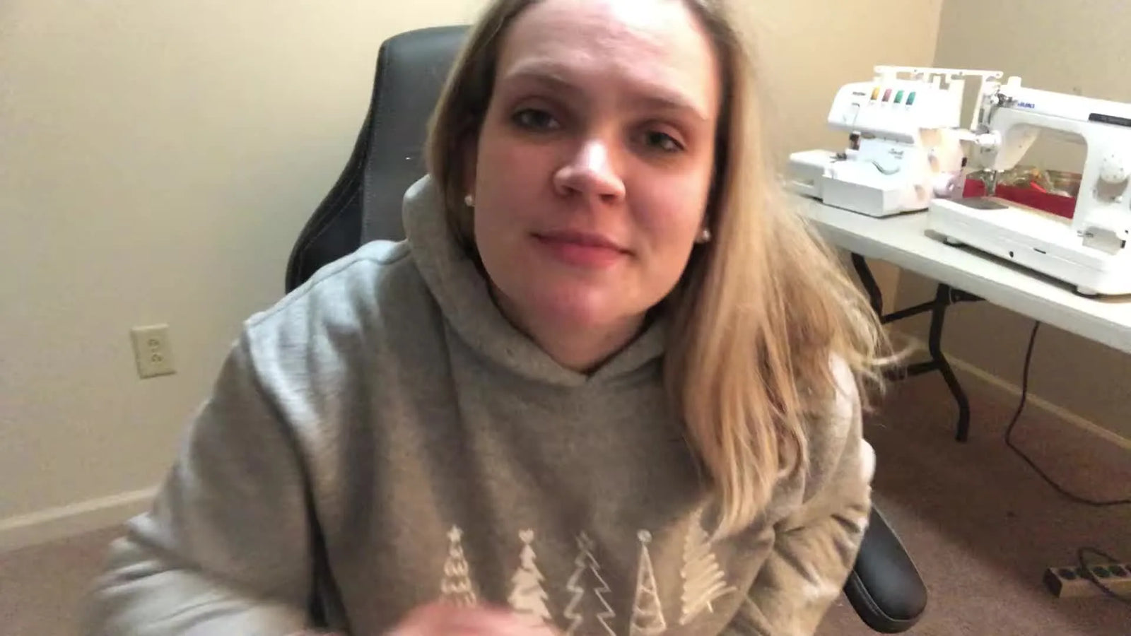 Quiet Crafting in an Apartment: Testing Sewing Machine Anti‑Vibration Mats