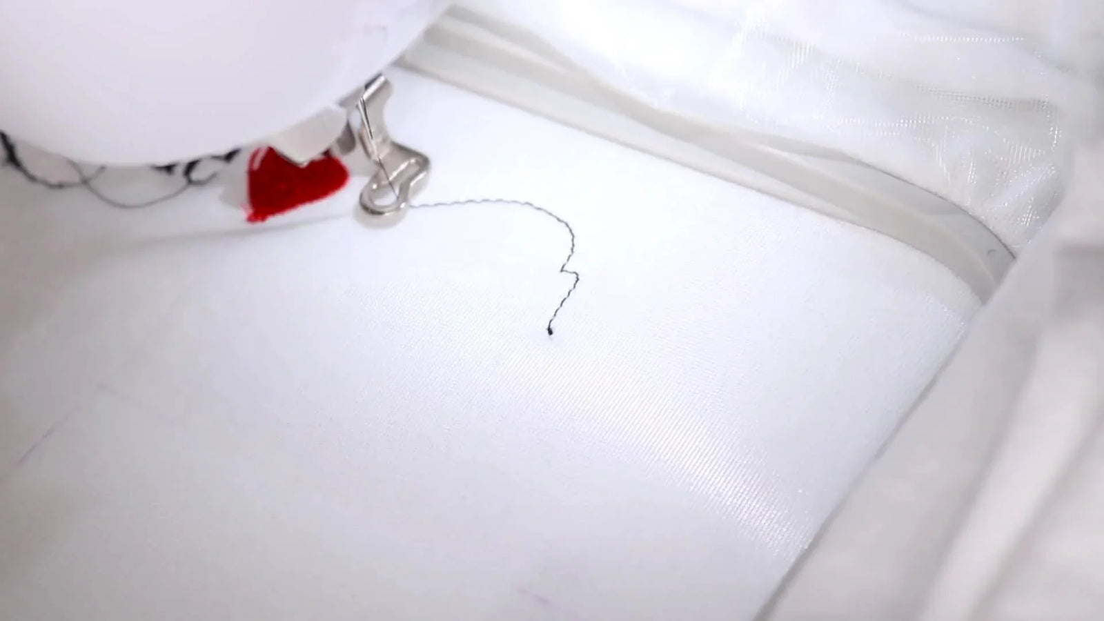 Brother PE800 T-Shirt Embroidery That Doesn’t Pucker: The Grid, the “Stabilizer Sandwich,” and the No-Walk-Away Rule