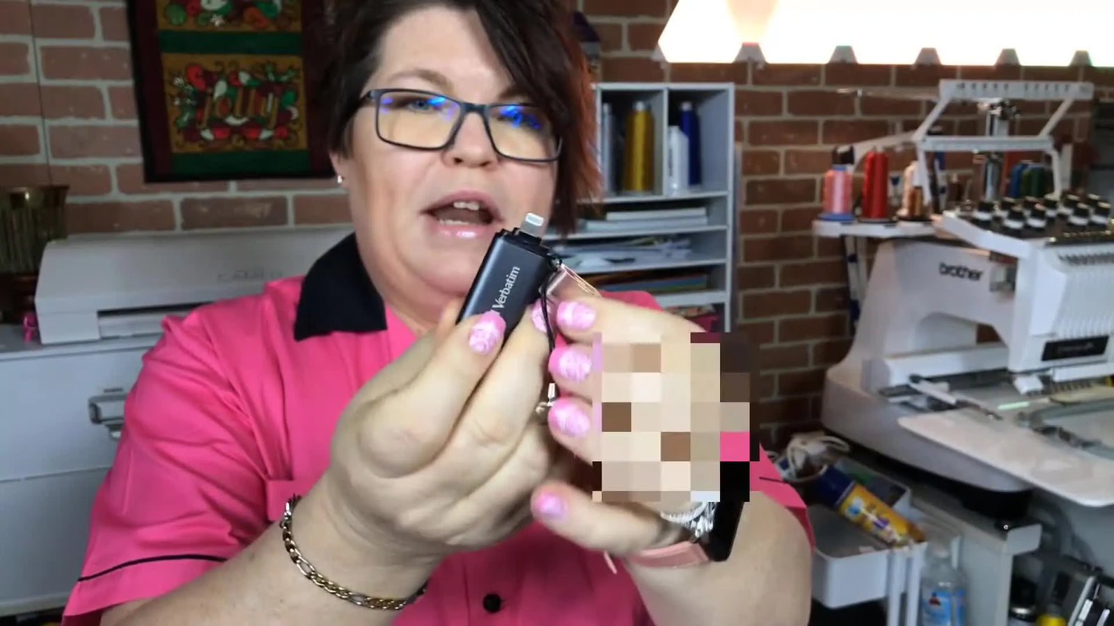 Download Embroidery Designs on an iPad (Lightning iPad + Verbatim Store ’n’ Go): The No-Drama Workflow That Actually Works