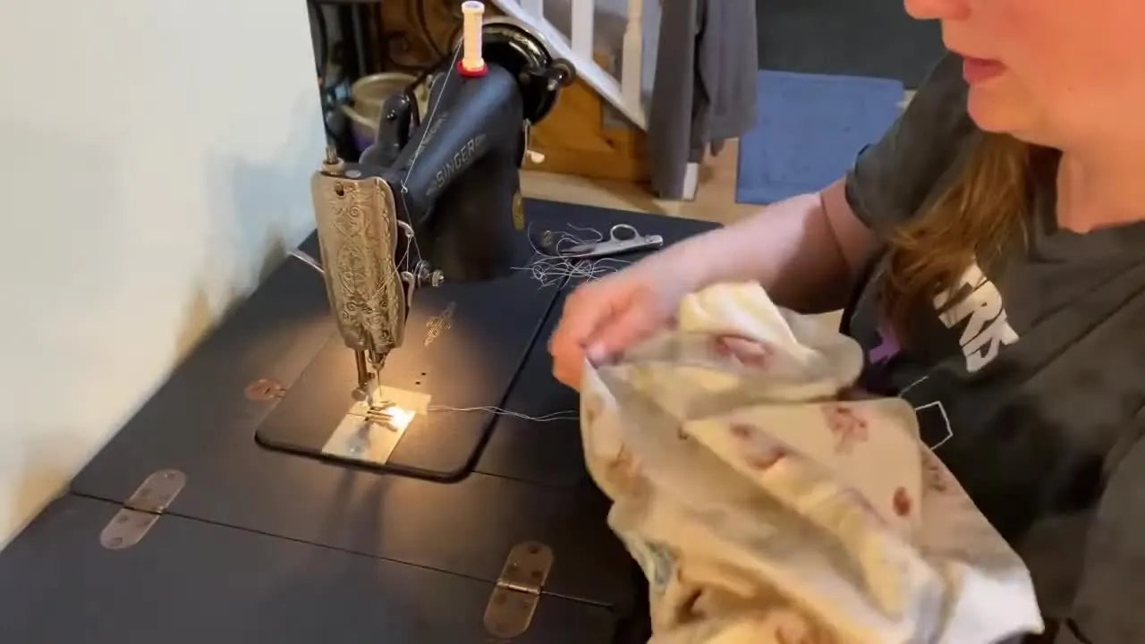 A Reversible KitchenAid Mixer Cover with a Janome 550E Monogram: Clean Hooping, Crisp Curves, and a Finish That Looks Store-Bought