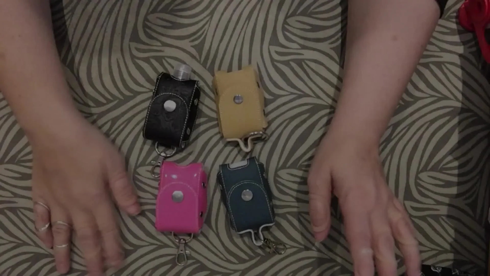 ITH-держатель для санитайзера в пяльцах 5x7: двухдетальный способ по винилу, который спасает нервы (и заклёпки)